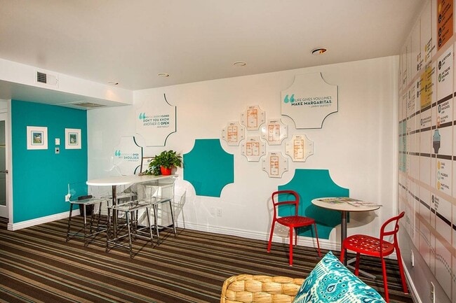 Solaris at the Biltmore in Phoenix, AZ - Foto de edificio - Building Photo