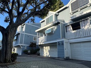 2218 Mayfair Ct in Costa Mesa, CA - Building Photo - Building Photo