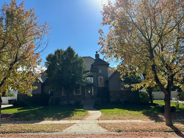 property at 1934 E Fieldstone Ln