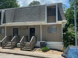 7122 Longstreet Dr in Raleigh, NC - Building Photo