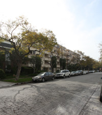 Palm Beverly Apartments in Beverly Hills, CA - Foto de edificio - Building Photo