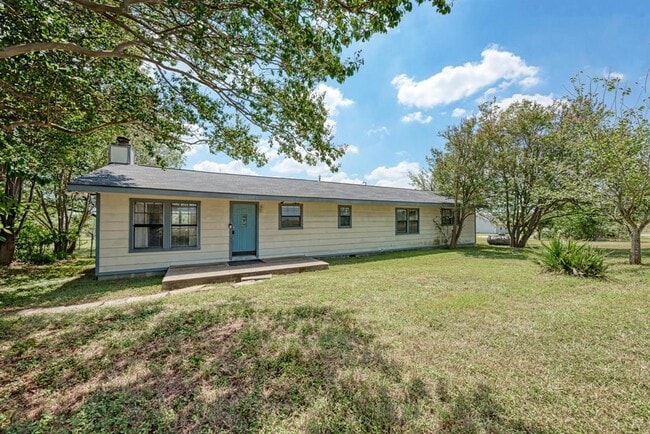 property at 3919 Caldwell Ln