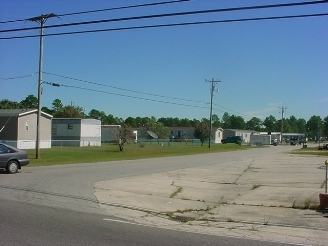 Dolan's Mobile Home Park in Gulfport, MS - Foto de edificio - Building Photo