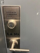 3270 Sheppard Ave E in Toronto, ON - Building Photo