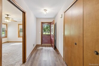 10419 Maple Rd in Hartland, MI - Building Photo - Building Photo