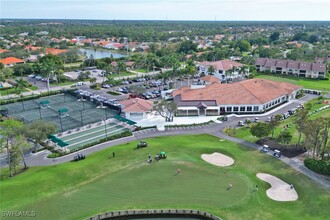 360 Fox Den Cir in Naples, FL - Building Photo - Building Photo