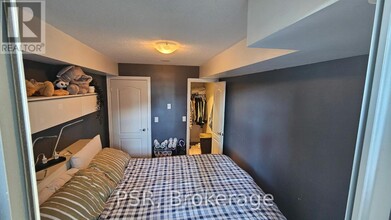 2121-2121 Lake Shore Blvd W in Toronto, ON - Building Photo - Building Photo