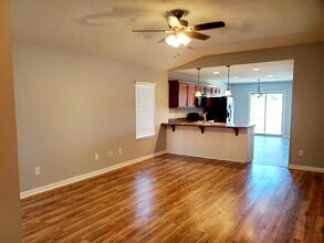 169 Sedgewick Dr in Owens Cross Roads, AL - Foto de edificio - Building Photo