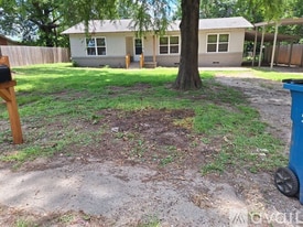 111 Japonica Ln in Jacksonville, TX - Building Photo