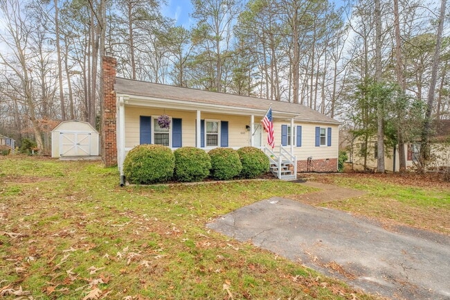 8323 Outpost Cir in Chesterfield, VA - Building Photo - Building Photo