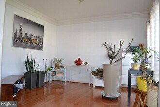 44339 Apache Cir in Ashburn, VA - Building Photo - Building Photo