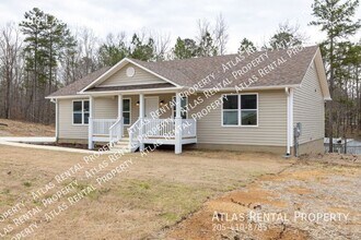 1006 Lauren Cir E in Odenville, AL - Building Photo - Building Photo