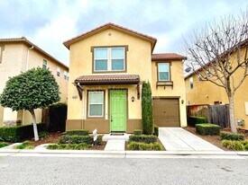 3628 Elevations Way in Clovis, CA - Building Photo