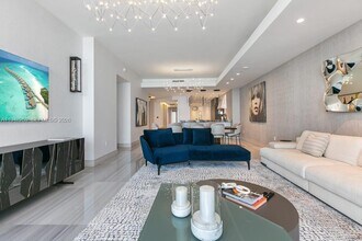 17901 Collins Ave in Sunny Isles Beach, FL - Building Photo - Building Photo