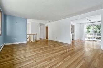 86 Milton St in Waltham, MA - Building Photo - Building Photo