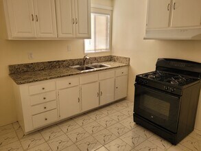 1426 Orizaba Ave, Unit 1426 in Long Beach, CA - Building Photo - Building Photo