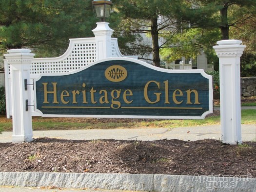 Heritage Glen in Farmington, CT - Building Photo