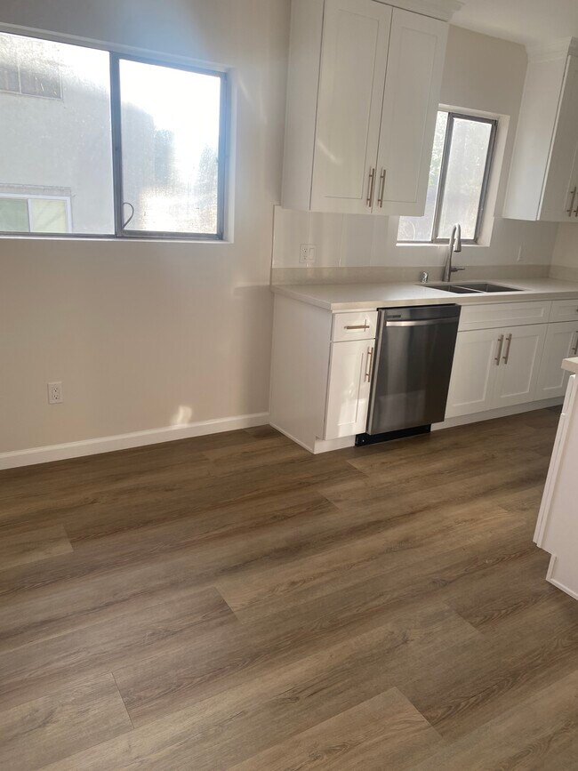 138 N Belmont St in Glendale, CA - Building Photo - Building Photo