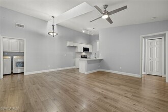 1518 SW Courtyards Ln in Cape Coral, FL - Building Photo - Building Photo