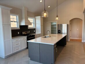 281 Bluebell Dr in Clarksville, TN - Building Photo - Building Photo