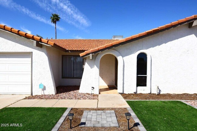 2634 S Cottonwood Dr in Tempe, AZ - Building Photo - Building Photo