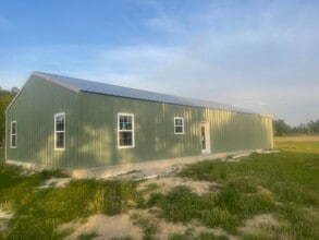 107 Fox Pond Ln in Ocilla, GA - Building Photo - Building Photo