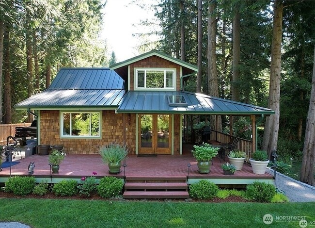 property at 24527 250th Ave SE