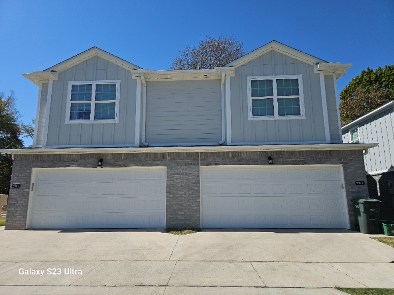 955 S Benchmark Ln in Fayetteville, AR - Building Photo