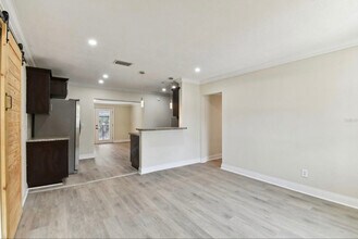 7405 N Howard Ave in Tampa, FL - Building Photo - Building Photo