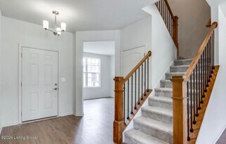 4707 Golden Eagle Dr in Louisville, KY - Building Photo