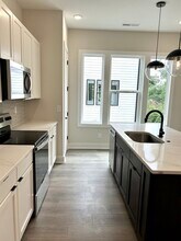 407 Strong Ave in Charlotte, NC - Building Photo - Building Photo