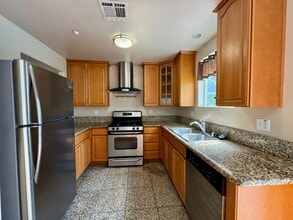 2418 Mohawk St in Pasadena, CA - Building Photo - Building Photo