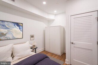 2101 Washington Ave in Philadelphia, PA - Building Photo - Building Photo