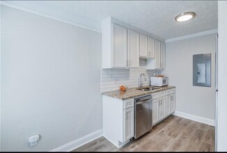 2340 Beaver Ruin Rd, Unit 62 in Norcross, GA - Building Photo - Building Photo