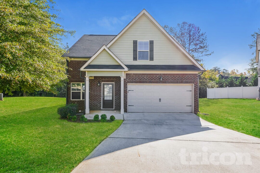 148 Centerra Springs Dr in Mcdonough, GA - Foto de edificio