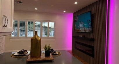 9315 SW 44th St in Miami, FL - Building Photo - Building Photo