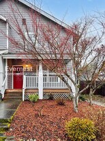 6147 NE 9th Ave in Portland, OR - Building Photo