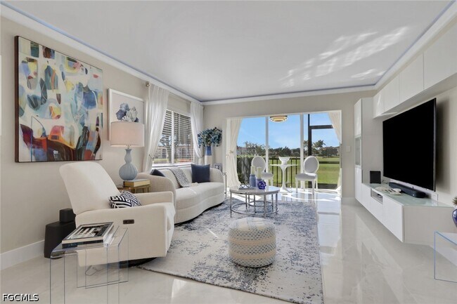 property at 9 High Point Cir N