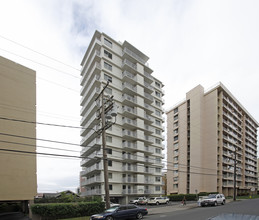 Punahou Vista Apartments in Honolulu, HI - Building Photo - Building Photo