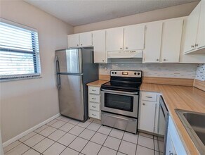 3400 Foxcroft Rd in Miramar, FL - Foto de edificio - Building Photo