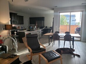 8105 Orizzonte St in Austin, TX - Building Photo - Building Photo
