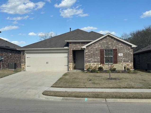 404 Lucky Ln in Ferris, TX - Building Photo