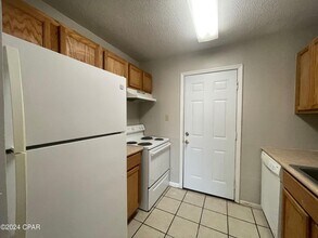 3807 Biltmore Dr, Unit B in Panama City Beach, FL - Building Photo - Building Photo