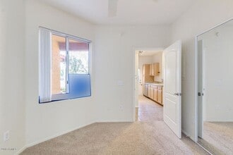 2929 W Yorkshire Dr in Phoenix, AZ - Building Photo - Building Photo