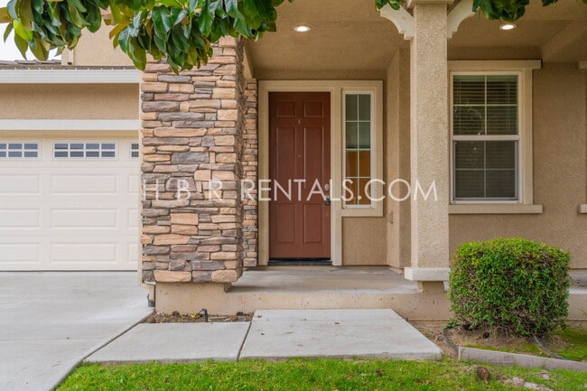 1770 Centerpiece Ln in Manteca, CA - Building Photo - Building Photo