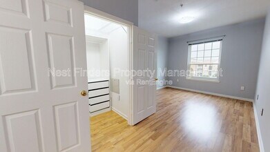 7990 Baymeadows Rd E in Jacksonville, FL - Building Photo - Building Photo