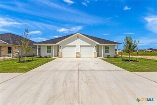 907 Smoke Tree Ln, Unit 3 in Killeen, TX - Building Photo