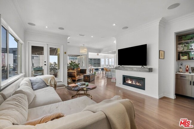 property at 1326 Londonderry View Dr