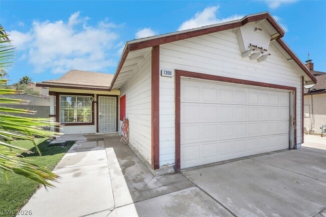 1300 Wintergreen Dr in Las Vegas, NV - Building Photo - Building Photo