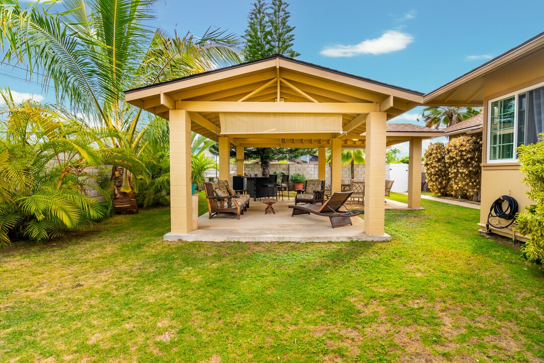 408 N Kainalu Dr in Kailua, HI - Building Photo